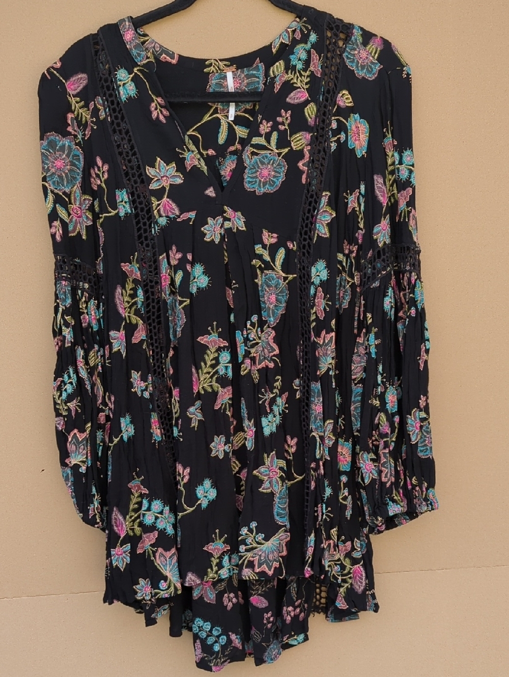 Free People Boho Blouse Floral Cottagecore  Peasant Small Black Puffy Sleeves
